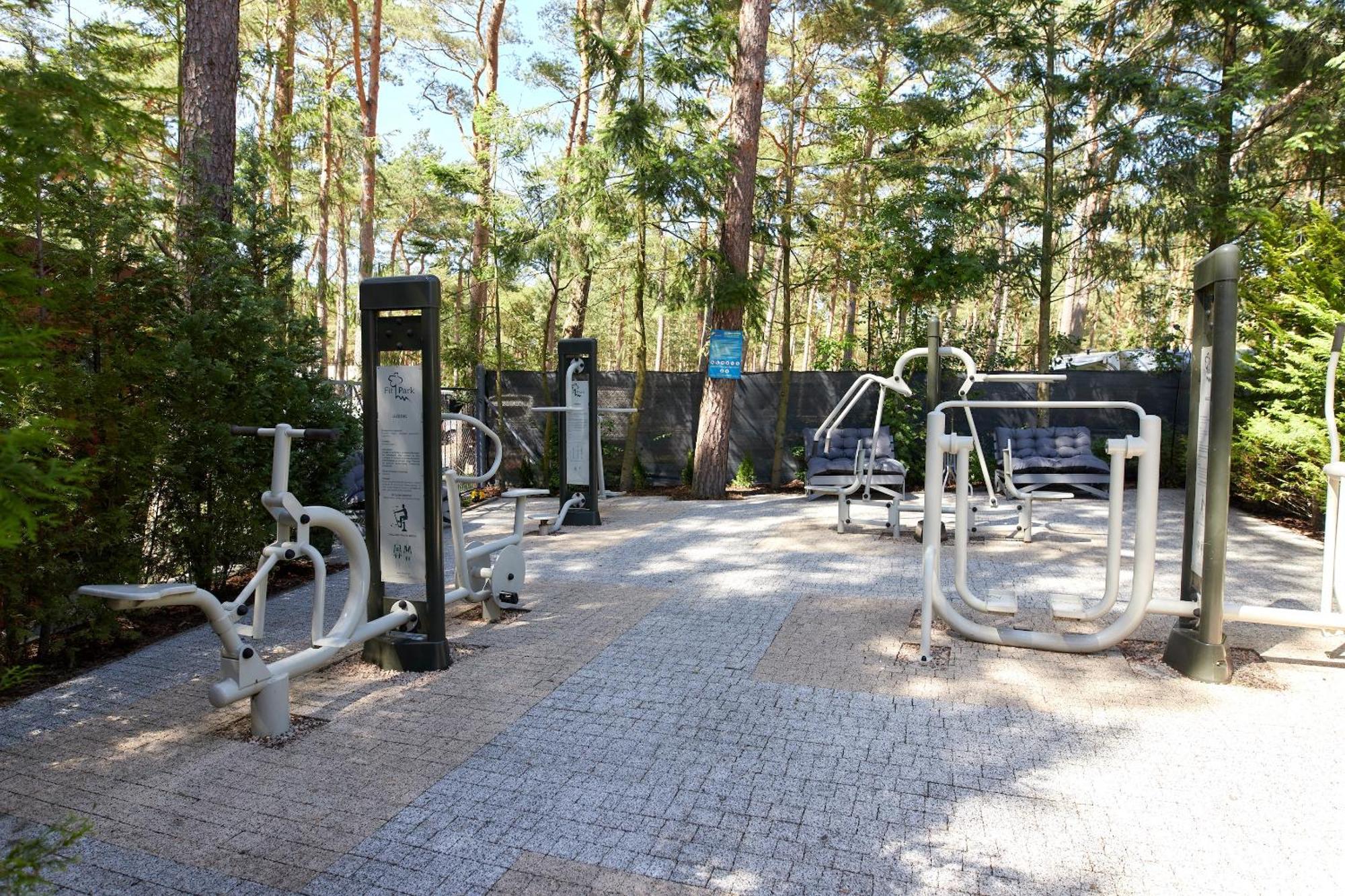 Osrodek Wypoczynkowy Relaks I Apartamenty Łeba Kültér fotó